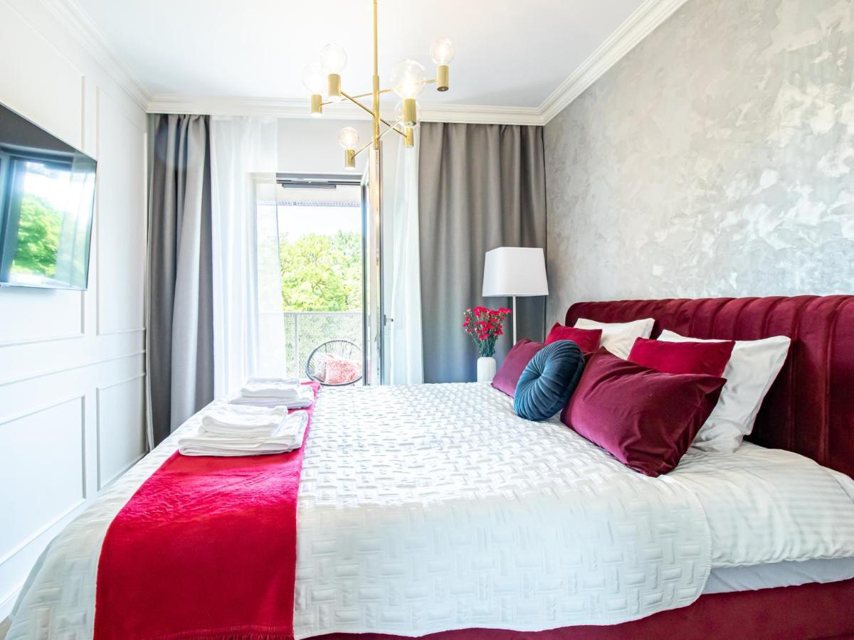 Golden Star Apartment Краков Экстерьер фото