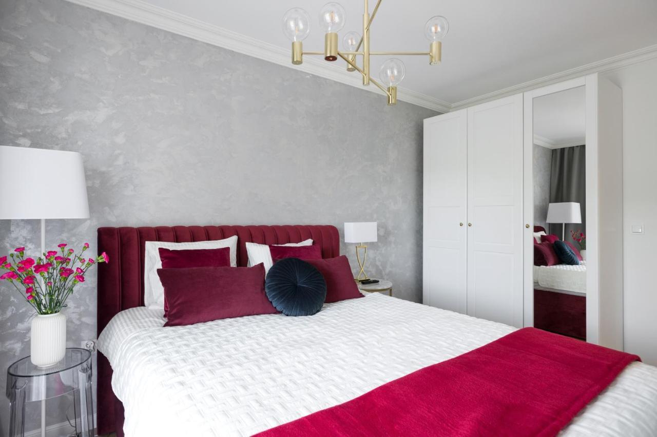 Golden Star Apartment Краков Экстерьер фото