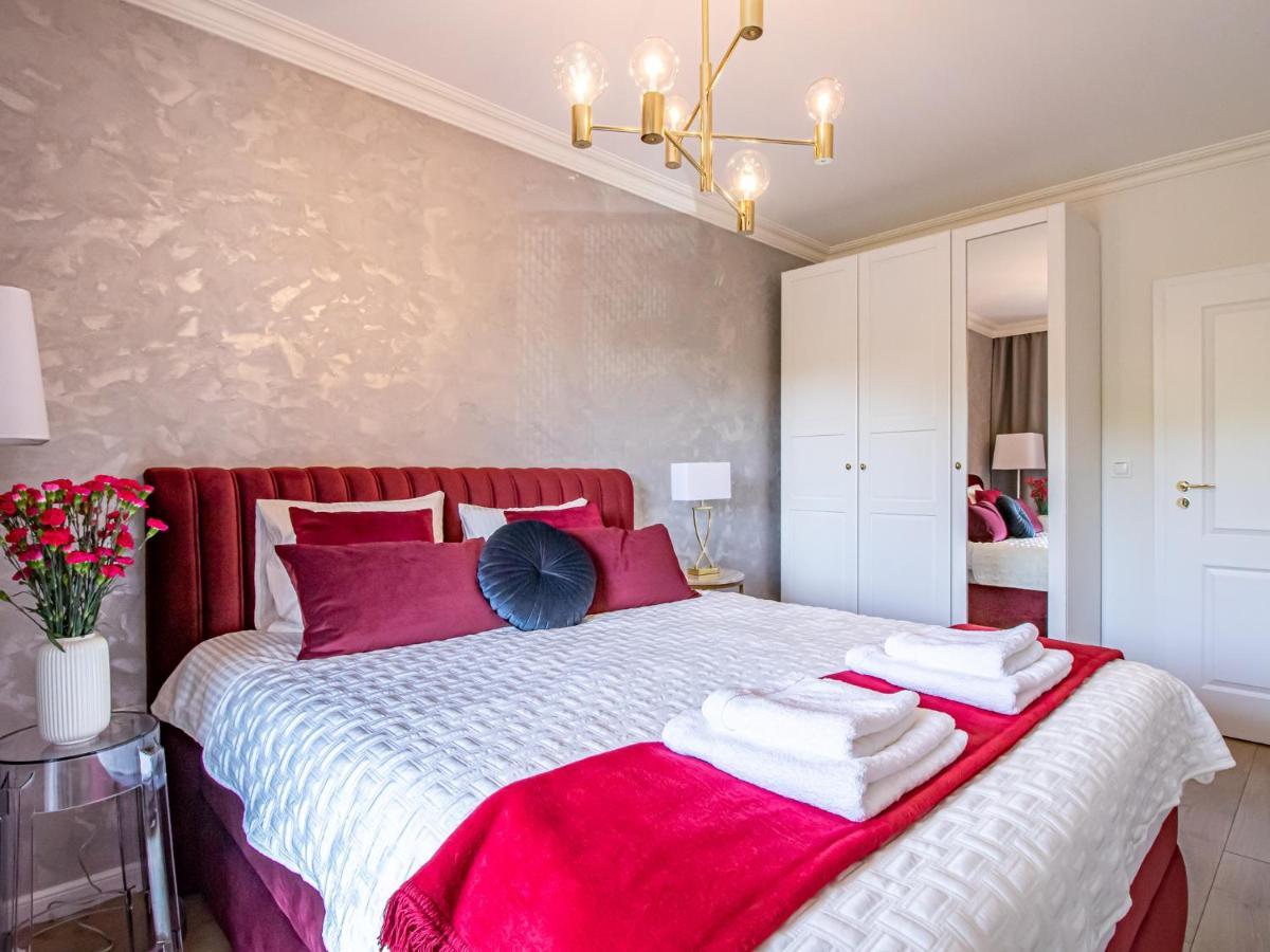 Golden Star Apartment Краков Экстерьер фото